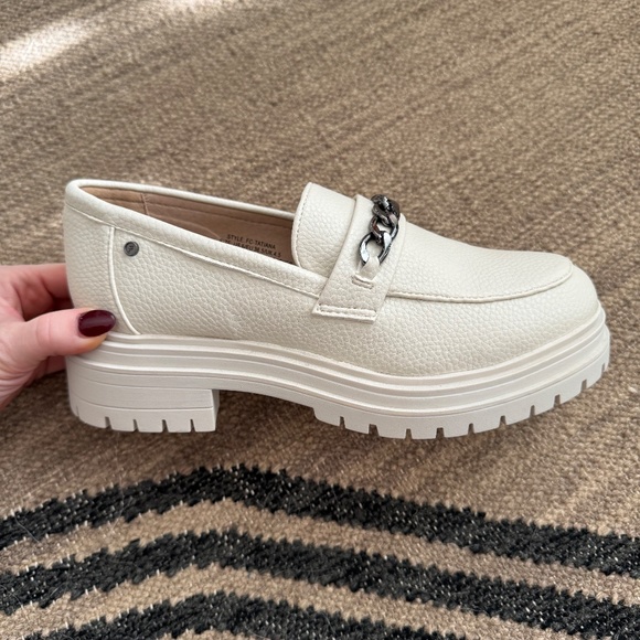 French Connection Tatiana Cream Loafers, Women's Size 6, NWOT - Picture 8 of 10